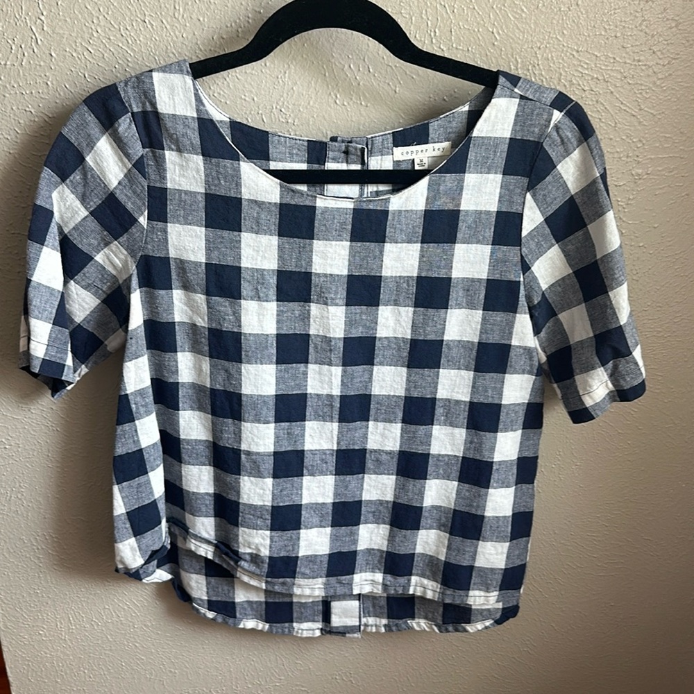 Women’s Gingham Top